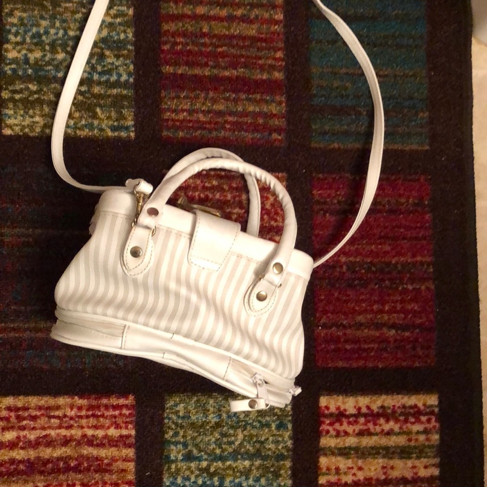 Small tote - Picture 6 of 12